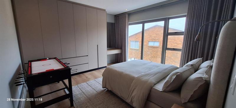 5 Bedroom Property for Sale in Outeniqua Strand Western Cape